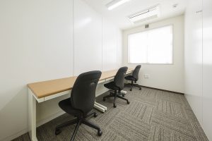 Office space for 3 to 4 person with window - TENSHO OFFICE Yoyogi ANNEX