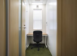 Office space for 1 person with window - TENSHO OFFICE Akasaka ANNEX