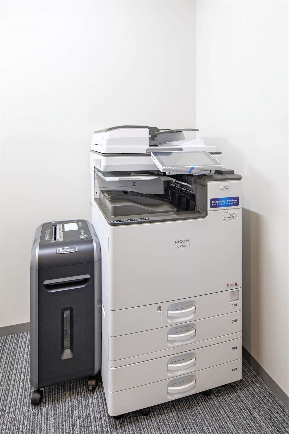 Color copier / Shredde - TENSHO OFFICE Azabujuban