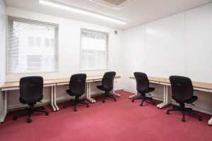 Office space for 6 to 8 person with window - TENSHO OFFICE Suidobashi