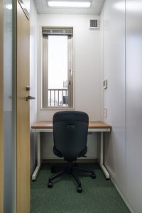 Office space for 1 person with window - TENSHO OFFICE Suidobashi
