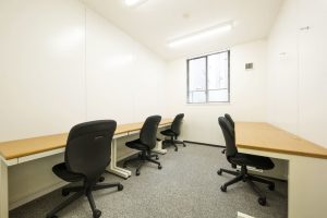 Office space for 4 person with window - TENSHO OFFICE Ikebukuro Nishiguchi ANNEX