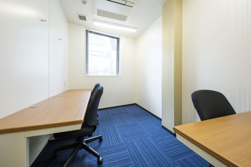 Office space for 4 person with window - TENSHO OFFICE Ikebukuro Nishiguchi ANNEX