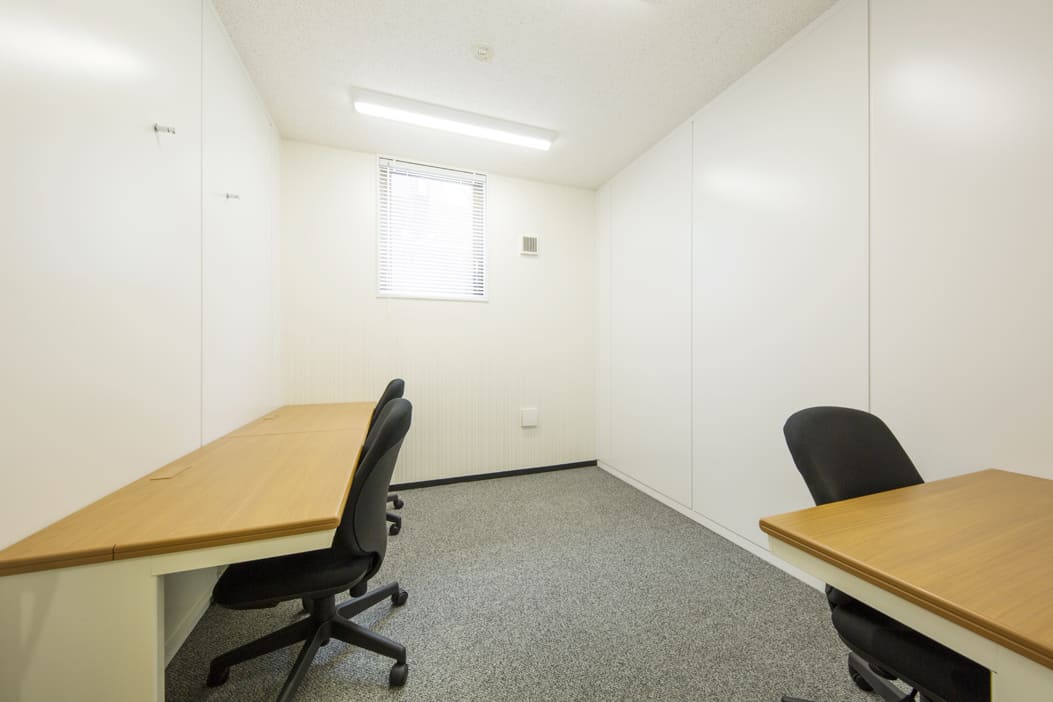 Office space for 3 to 4 person with window - TENSHO OFFICE Ikebukuro Nishiguchi ANNEX