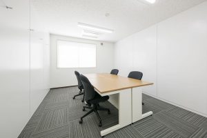 Office space for 6 person with window - TENSHO OFFICE Yoyogi ANNEX