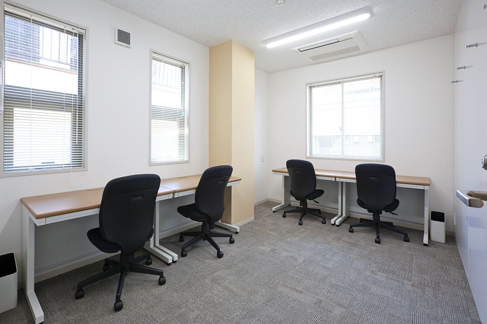 Office space for 4 to 7 person with window - TENSHO OFFICE Ikebukuro Nishiguchi