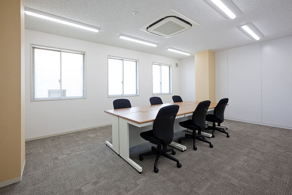 Office space for 8 to 15 person with window - TENSHO OFFICE Ikebukuro Nishiguchi