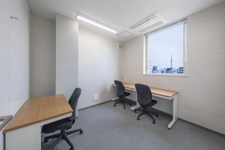 Office space for 3 to 5 person with window - TENSHO OFFICE Ueno Suehirocho
