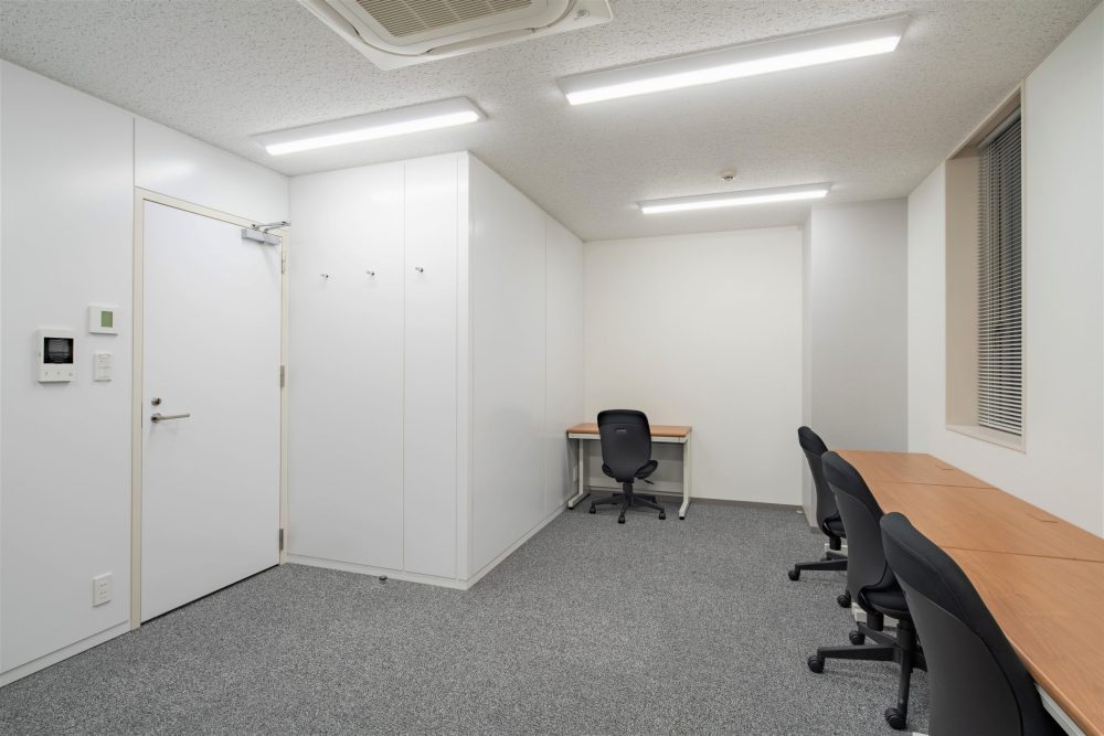 Office space for 6 person with window - TENSHO OFFICE Nihombashi