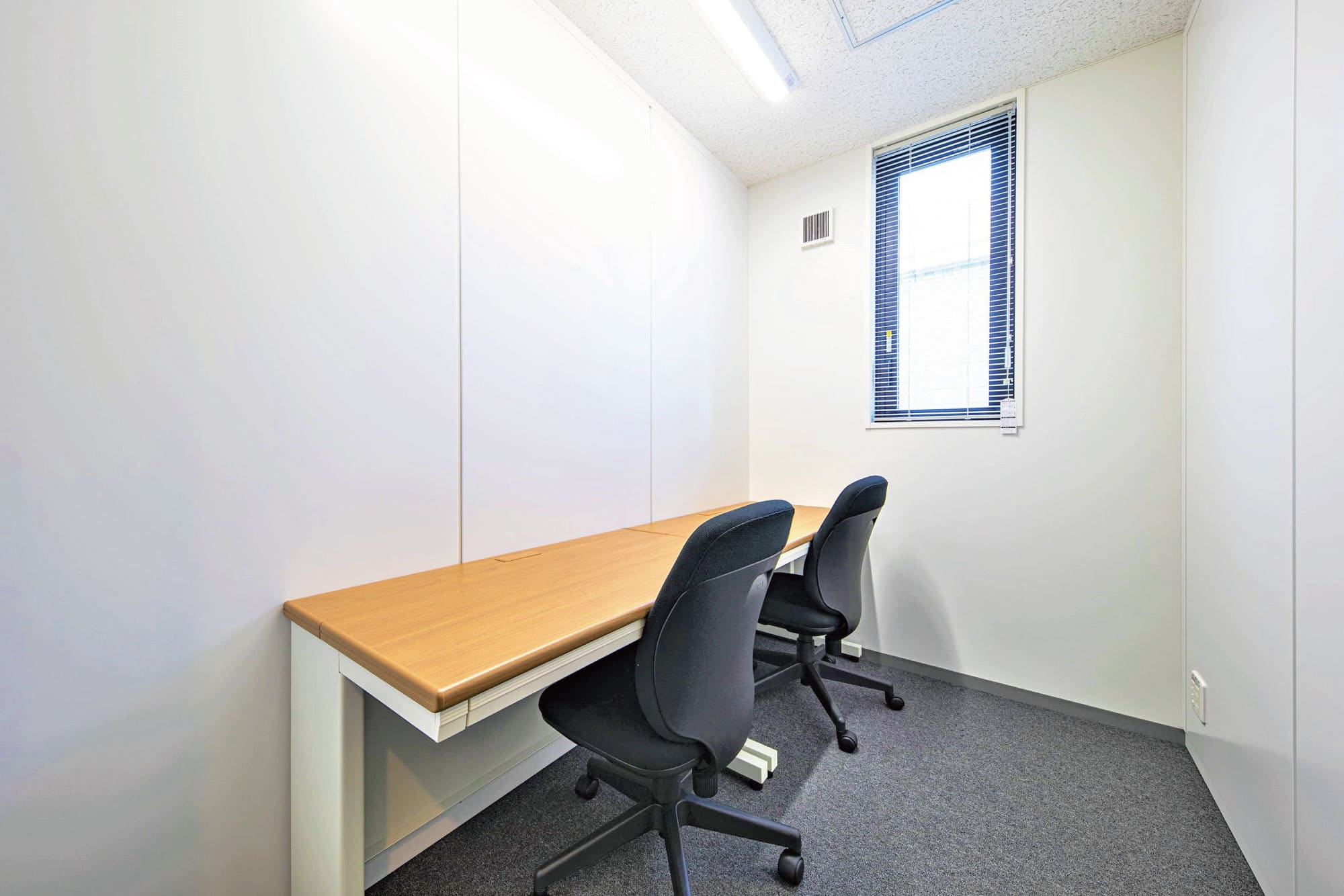 Office space for 2 person with window - TENSHO OFFICE Azabujuban