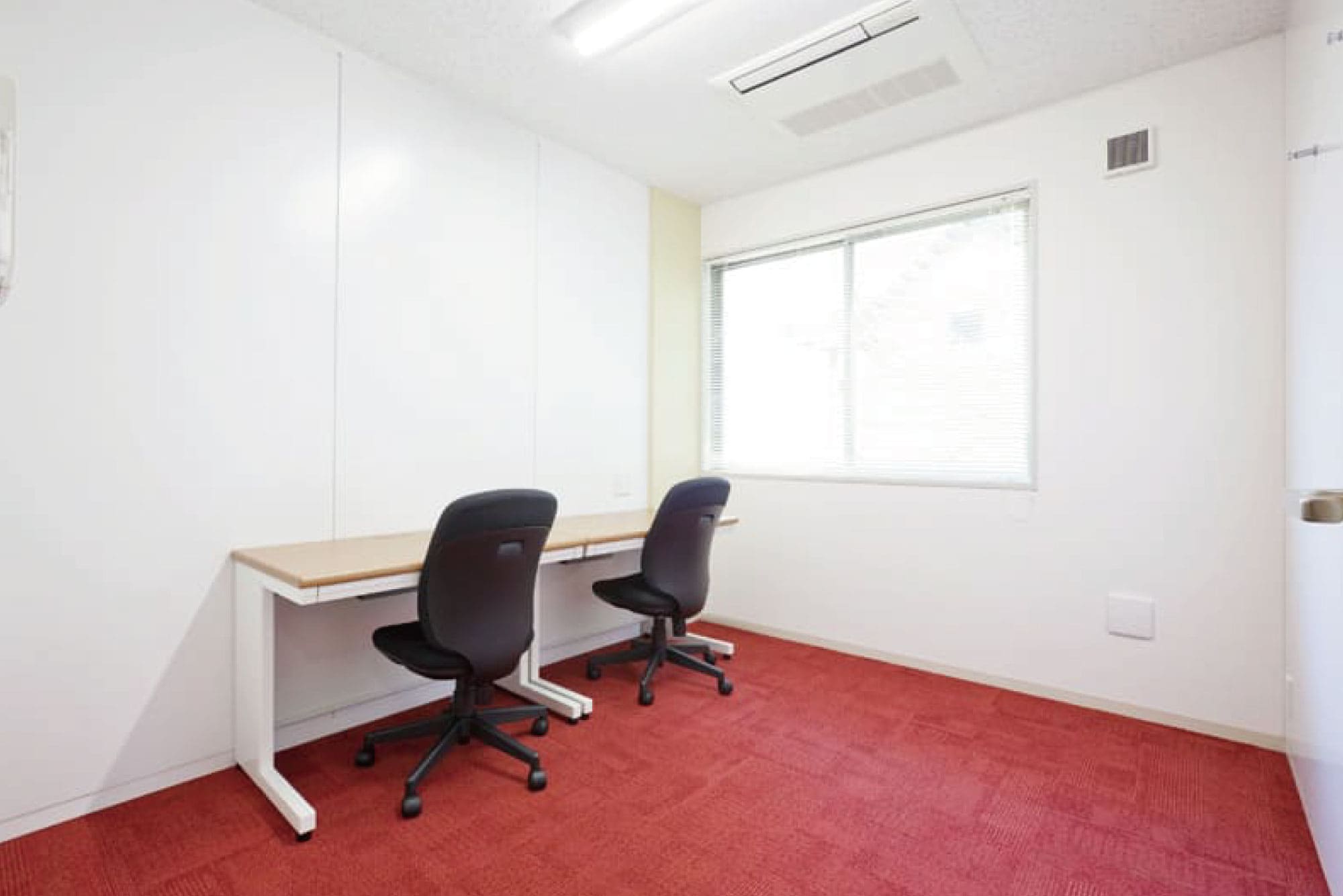 Office space for 3 to 5 person with window - TENSHO OFFICE Ikebukuro Nishiguchi