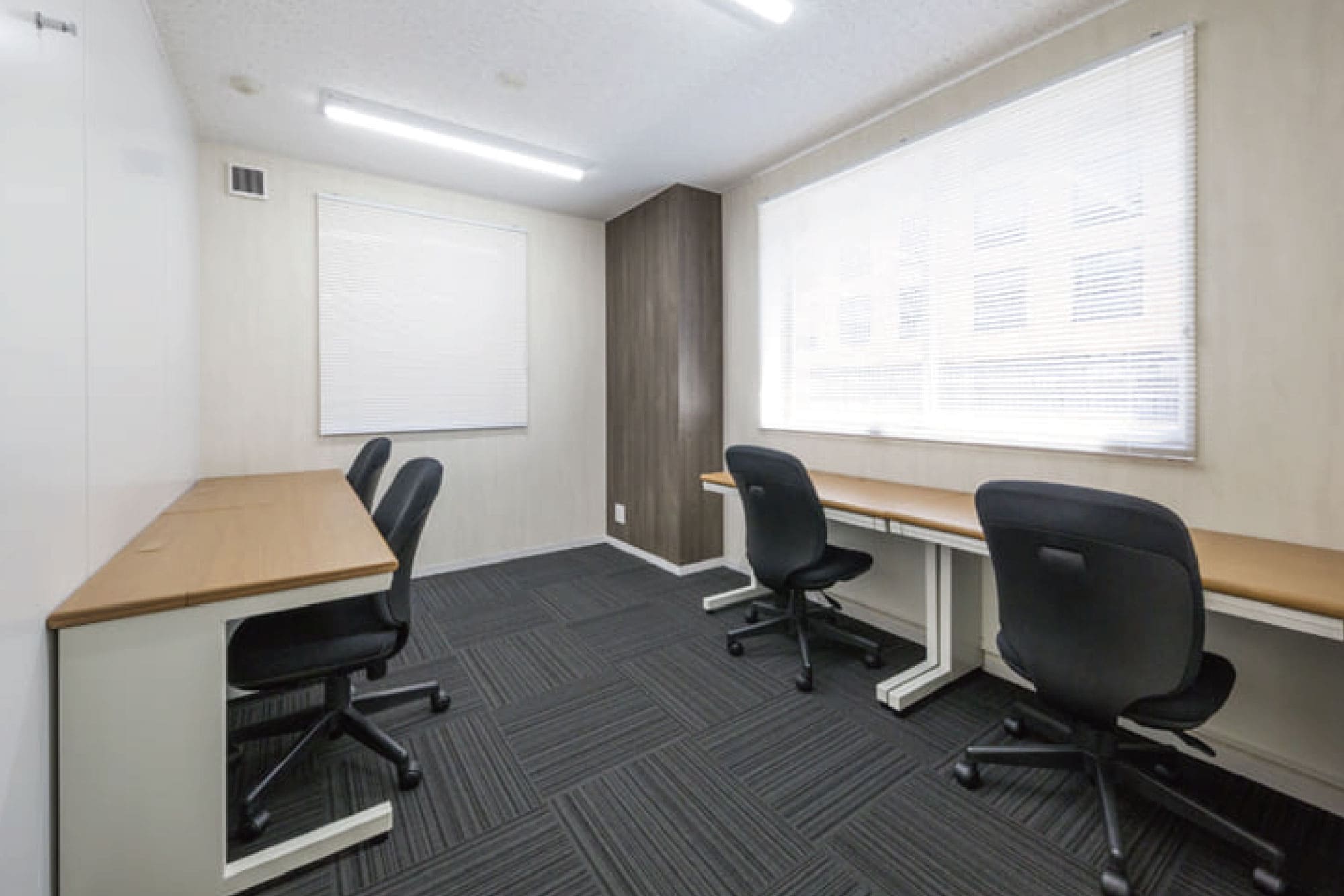 Office space for 4 person with window - TENSHO OFFICE Akasaka
