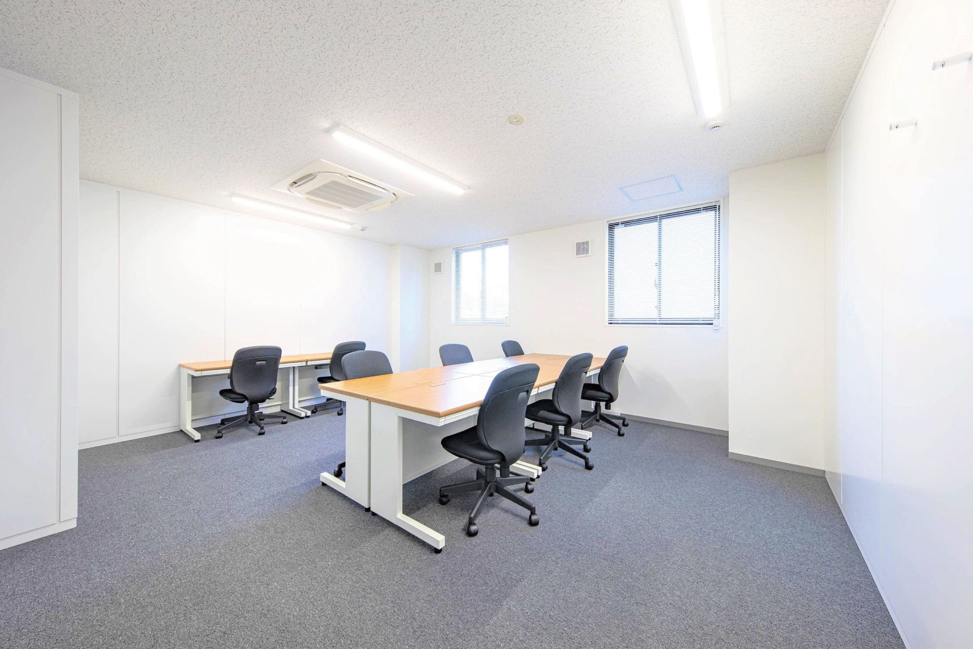 Office space for 10 to 12 person with window - TENSHO OFFICE Azabujuban