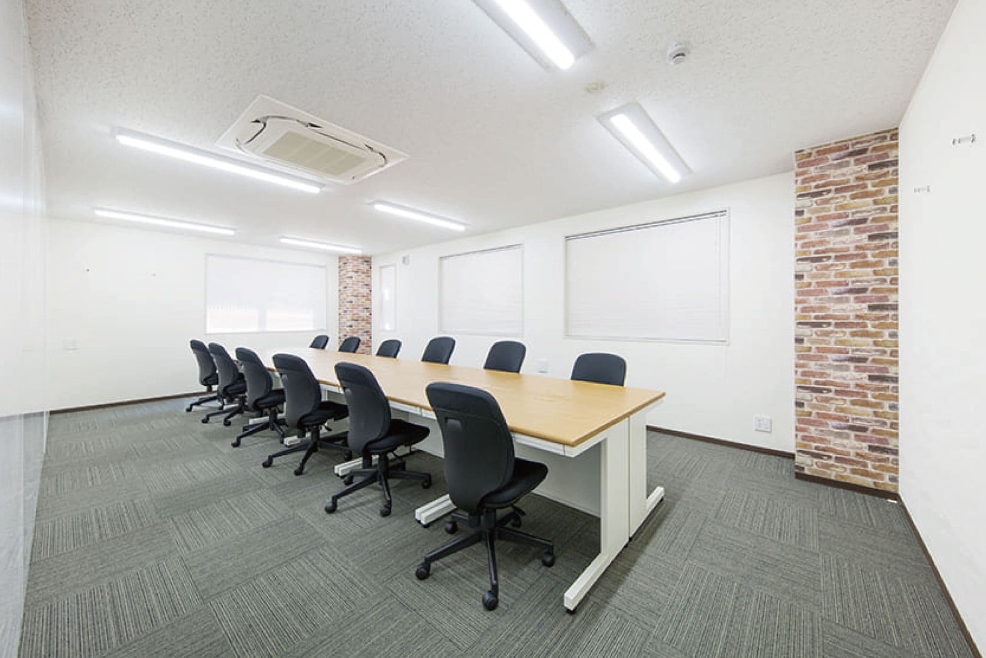 Office space for 10 to 12 person with window - TENSHO OFFICE Nihombashi Ningyocho
