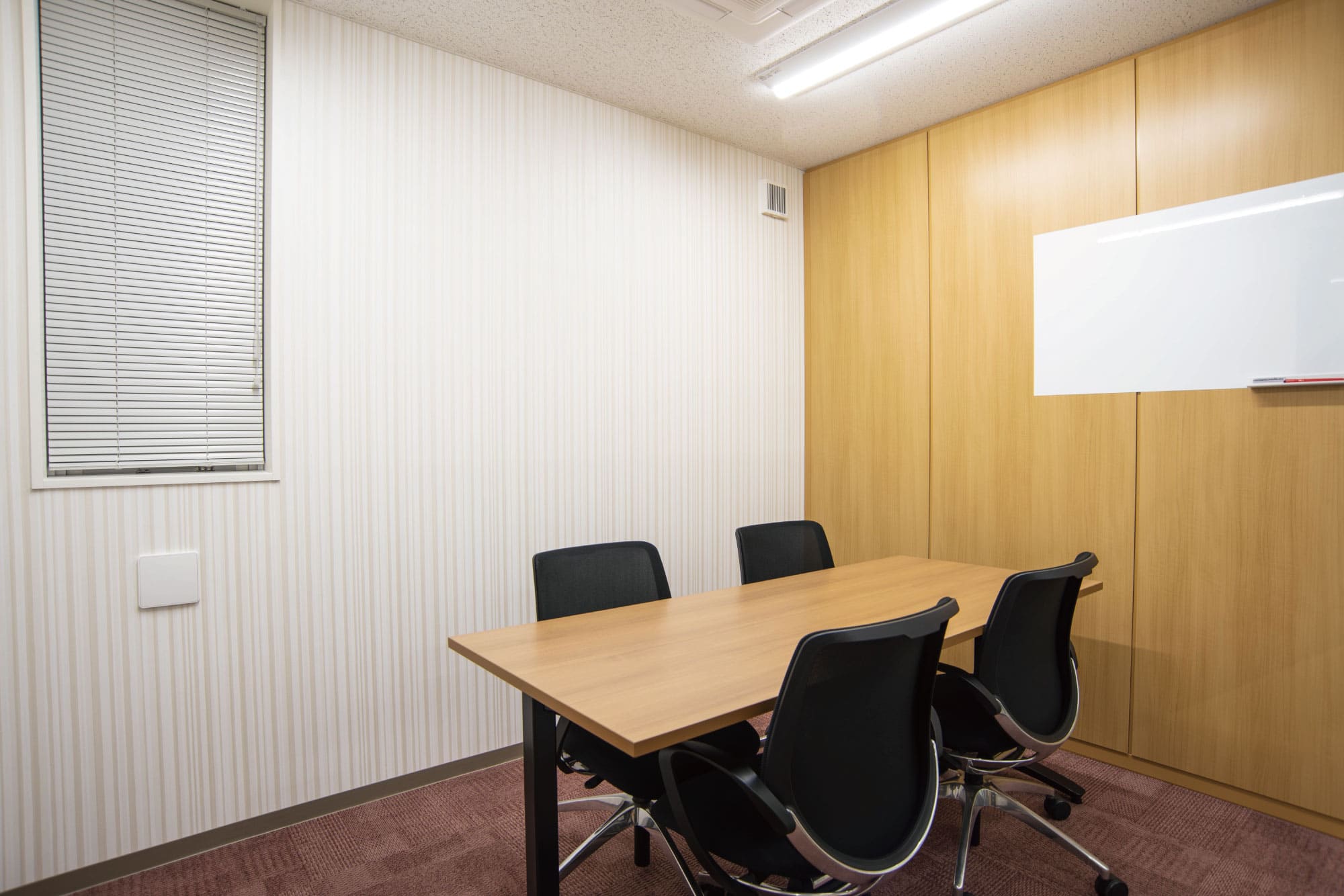 Free Meeting room B - TENSHO OFFICE Higashi-shinjuku