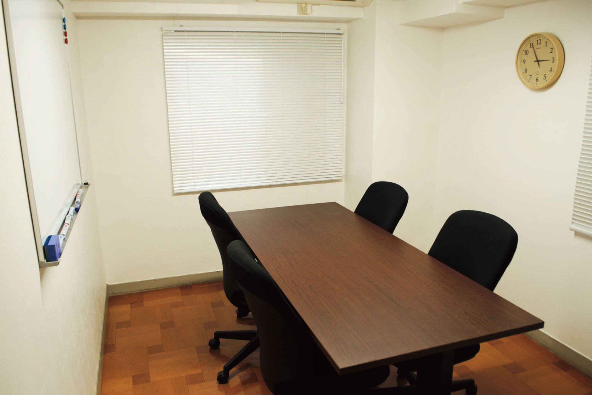 Free Meeting room - TENSHO OFFICE Shinjuku