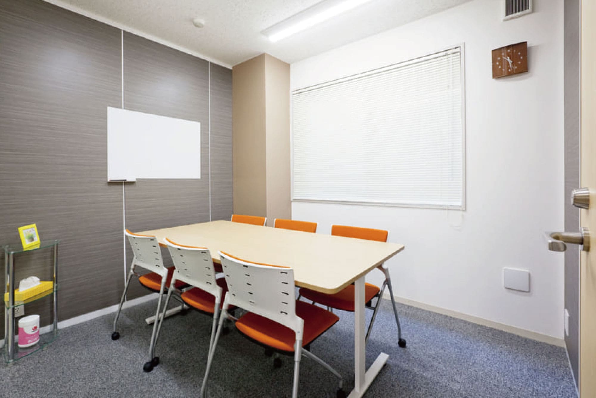 Free Meeting room B - TENSHO OFFICE Ikebukuro Nishiguchi