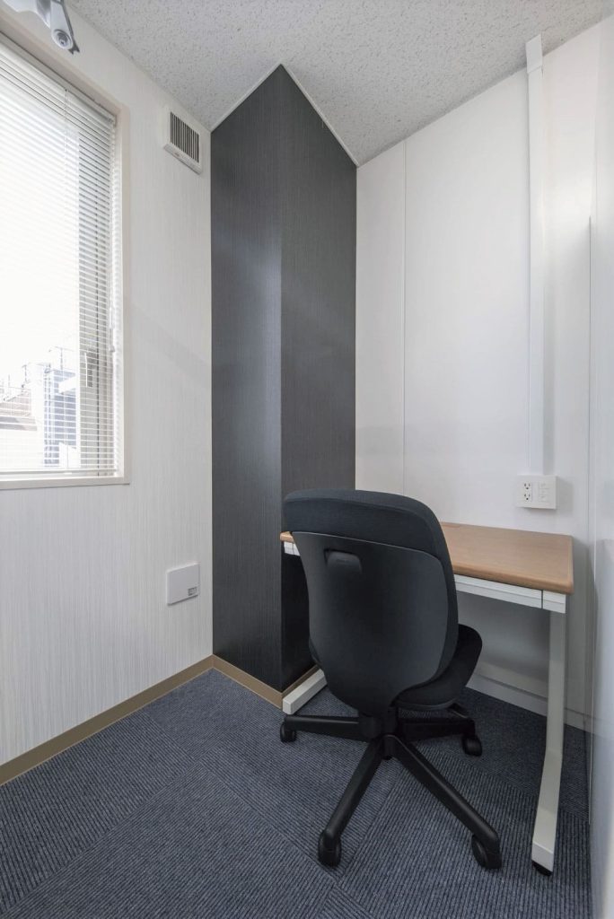 Booth type office space - TENSHO OFFICE Suidobashi