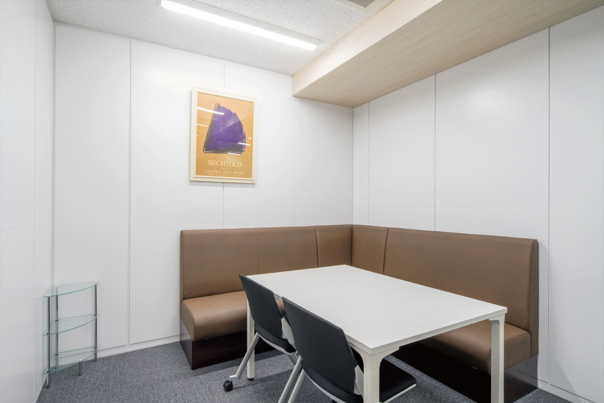 Free Meeting room B - TENSHO OFFICE Shinjuku-sanchome