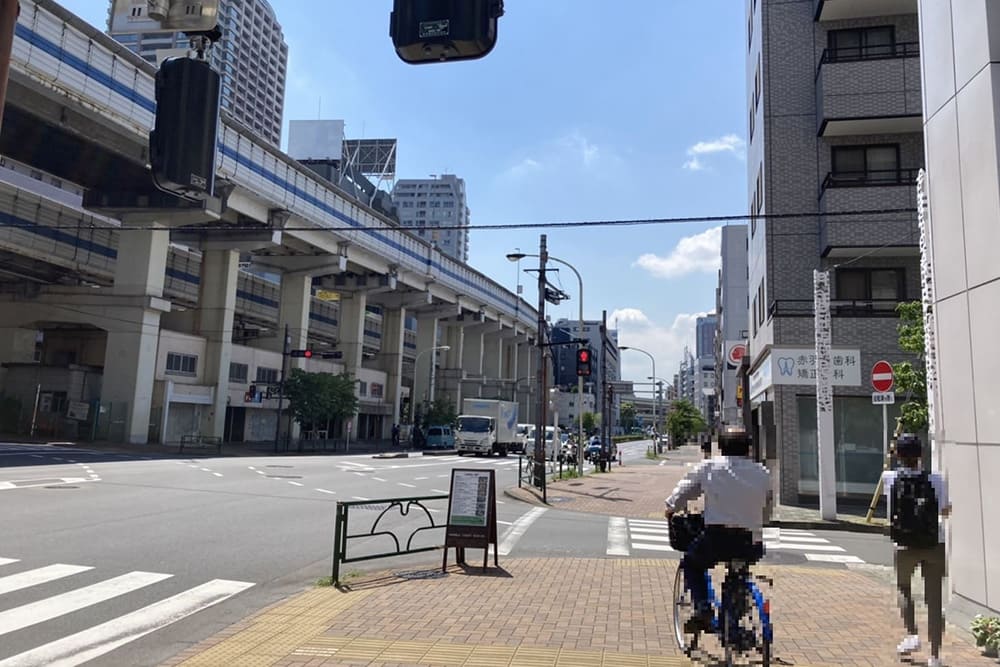 Intersection near Akabanebashi Station