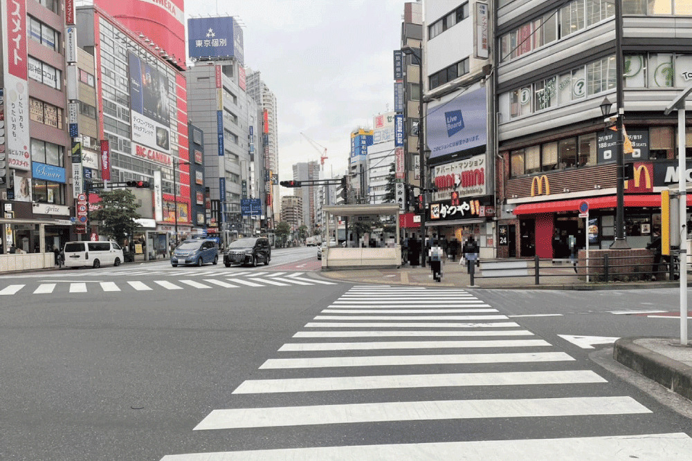 JR Ikebukuro Station West Exit Rotary