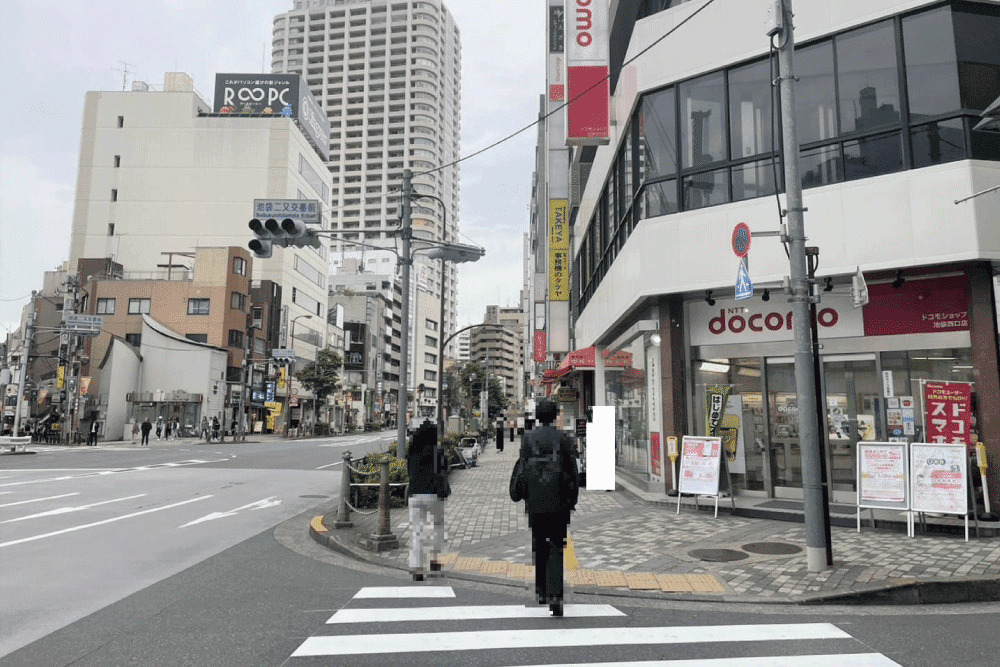 docomo Shop Ikebukuro Nishiguchi