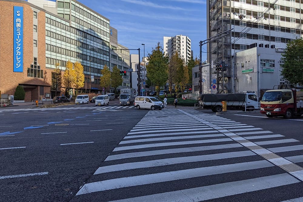 Shobi Music College and pedestrian crossing