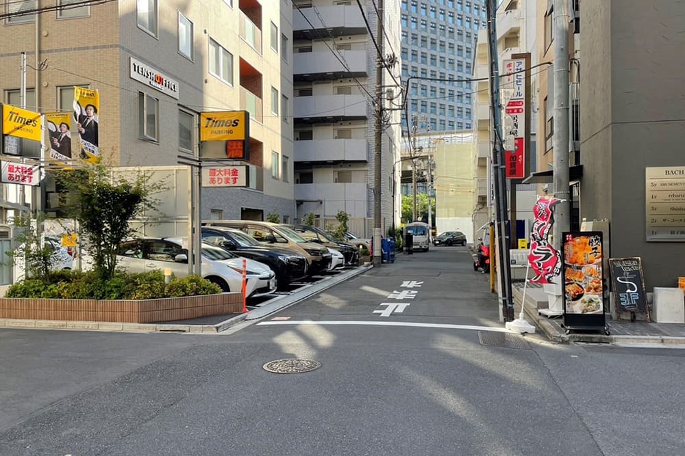 Coin-operated parking for Tensho Office Suidobashi