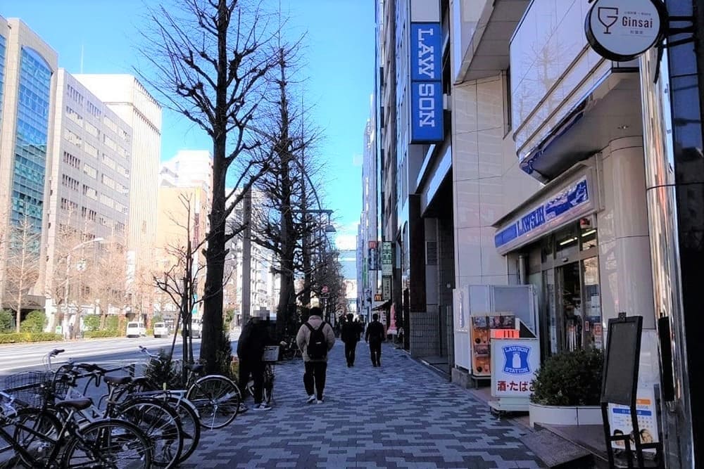 Lawson next to Exit 2 of Suehirocho Station