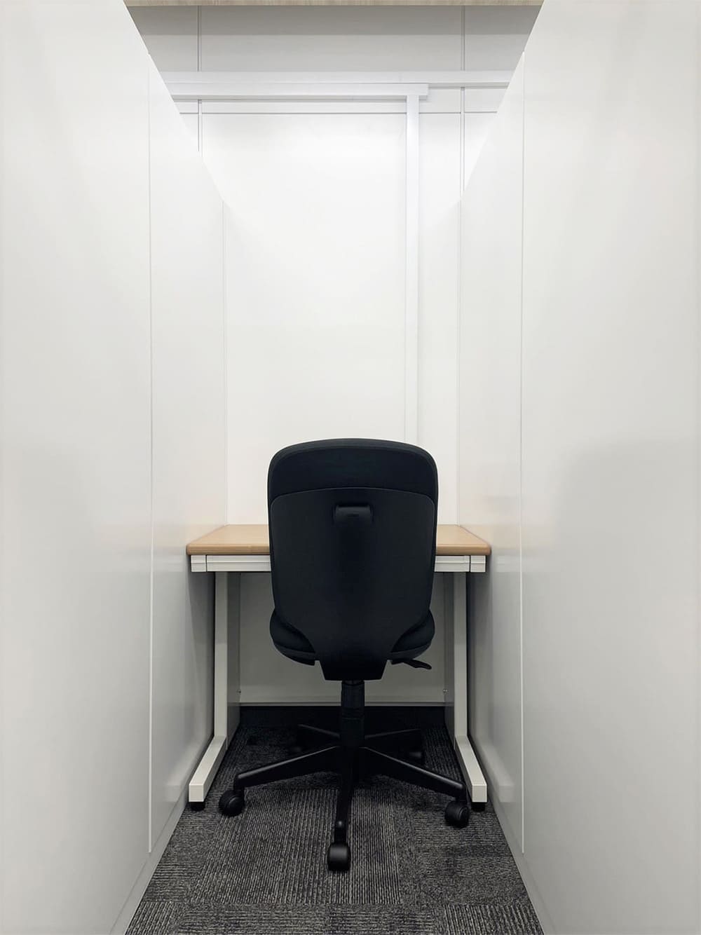 Booth type office space for 1 person - TENSHO OFFICE