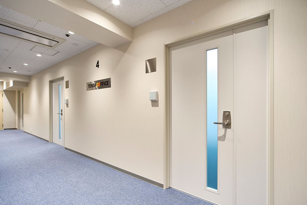 4th floor elevator hall - TENSHO OFFICE Sakaisuji-Hommachi