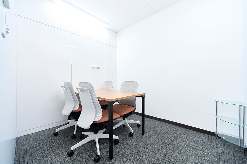 Free 4F Meeting Room - TENSHO OFFICE Yodoyabashi West