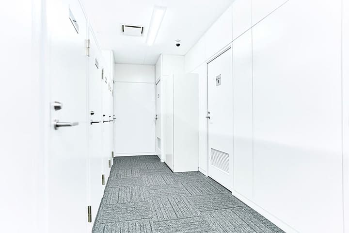 9F Corridor - TENSHO OFFICE Sakaisuji-Hommachi