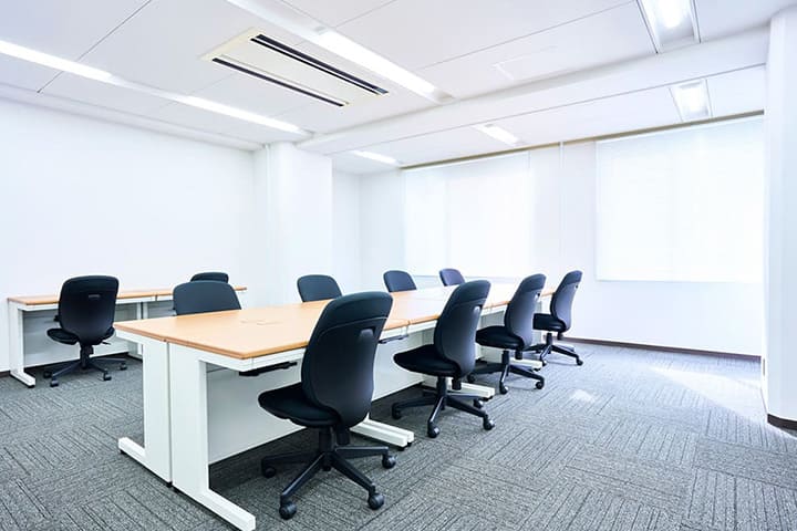 Office space for 15 to 18 people with window - TENSHO OFFICE Shinsaibashi
