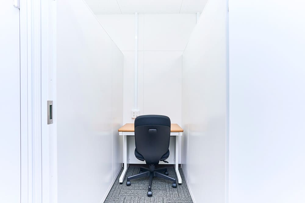 Private booth-style room for 1 person (1.87㎡) - TENSHO OFFICE Shinsaibashi