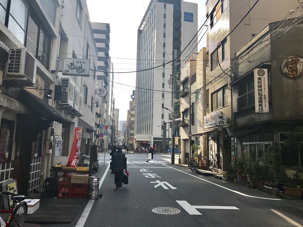 新橋の大通り