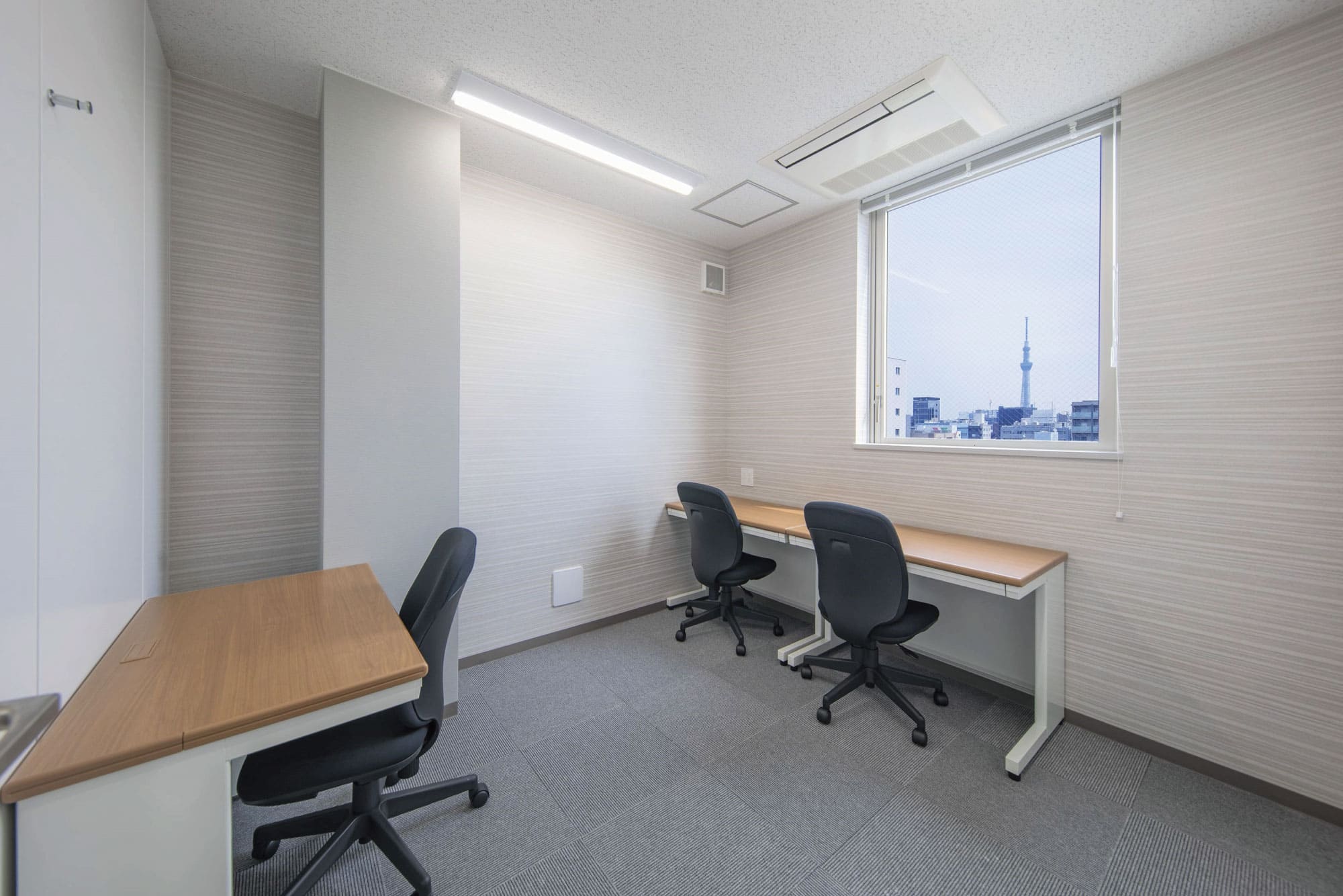 3-5名用窓付き完全個室オフィスー天翔オフィス上野末広町