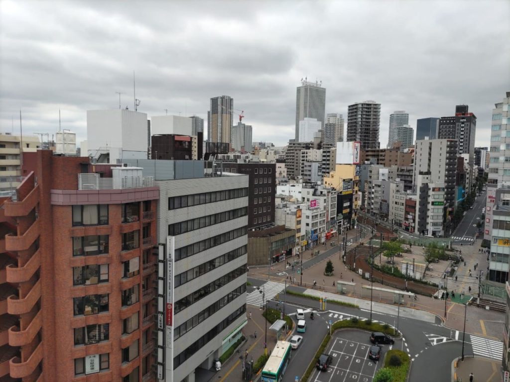 天翔オフィス大塚12階から見えるJR大塚駅南口の光景