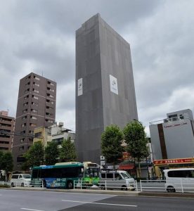 建築中の天翔オフィス後楽園の外観