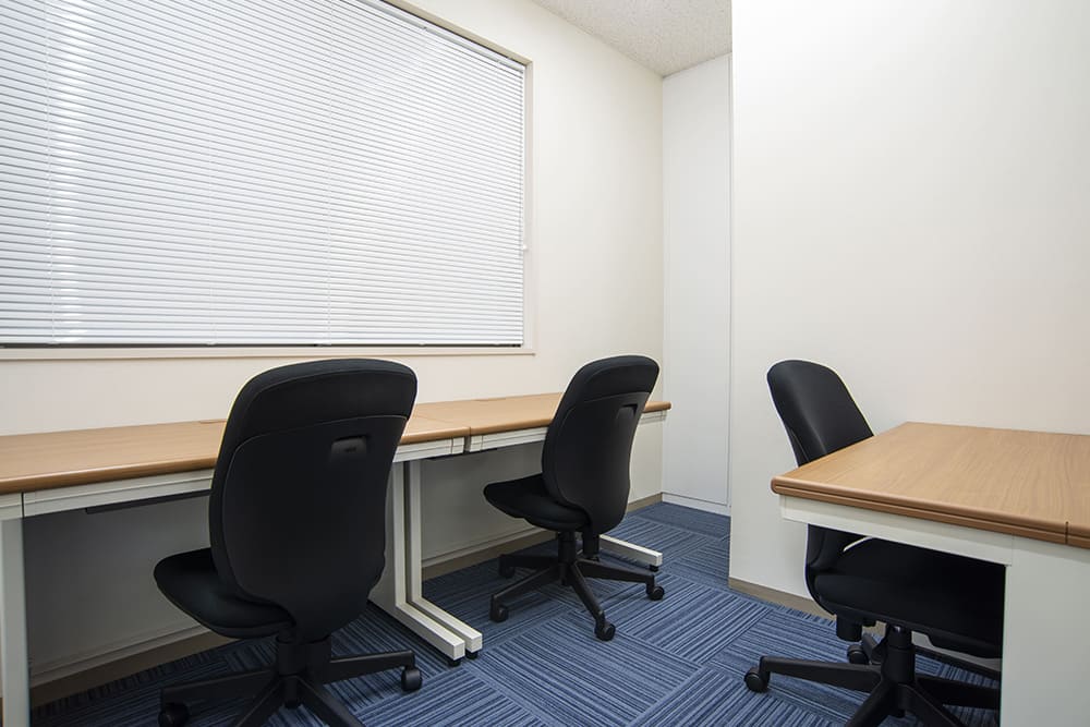 3~4名用窓付き完全個室オフィスー天翔オフィス赤坂ANNEX